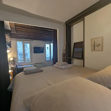 Daire Charming Pied-a-terre - Marais